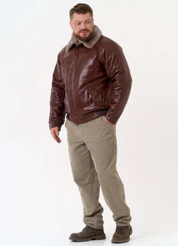 Куртка из натуральной кожи коричневого цвета