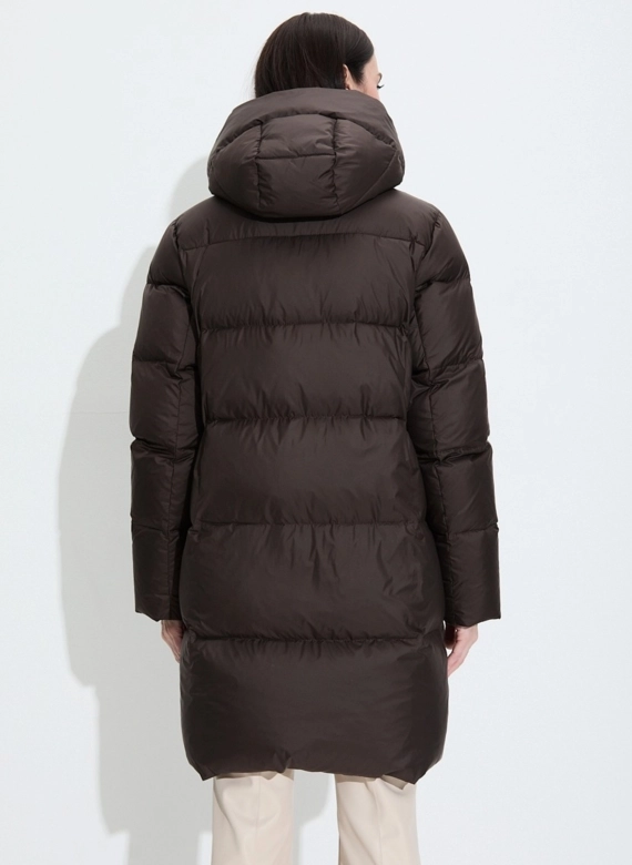 Женский пуховик с капюшоном фото