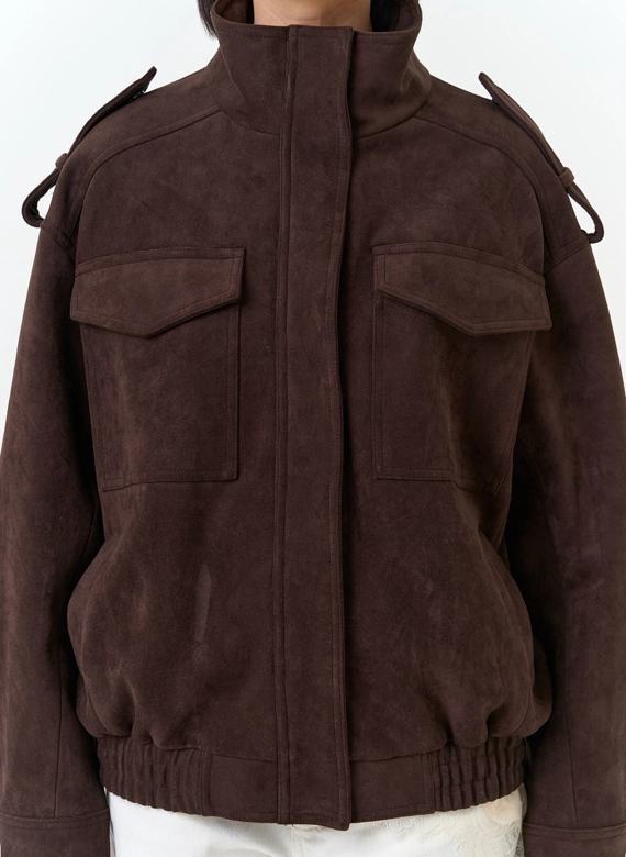 Женская куртка бомбер из эко замши 