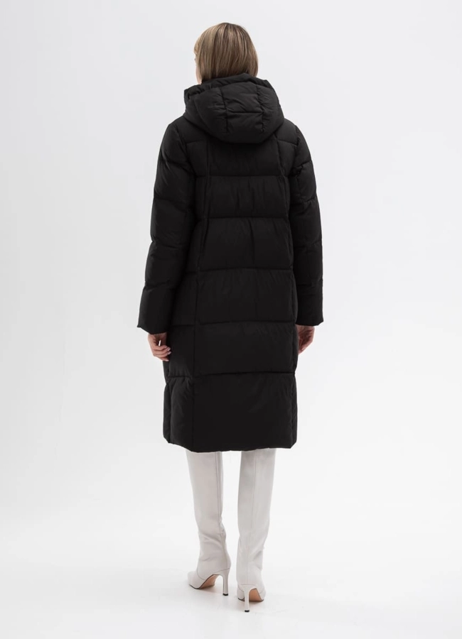 Женский пуховик черного цвета с капюшоном модель № 31115 в кредит