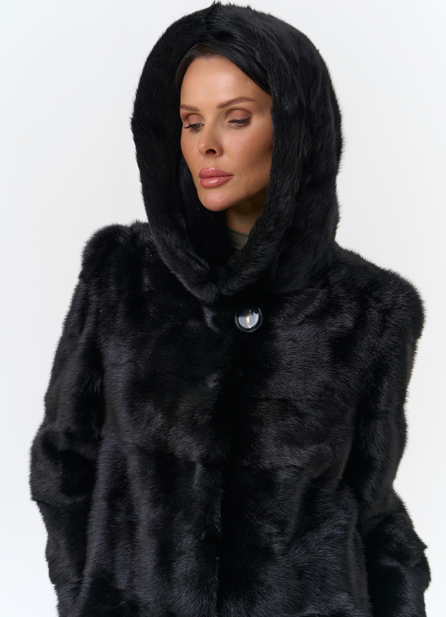 Шуба из норки с капюшоном черного цвета модель № 24727 универмаг малина