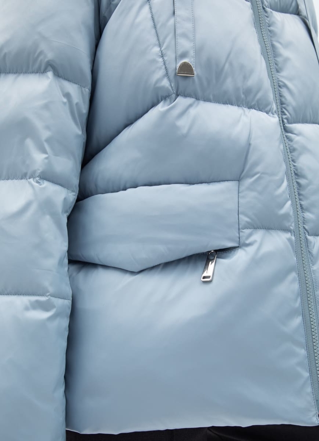 Женский пуховик голубого цвета модель № 31145 универмаг малина