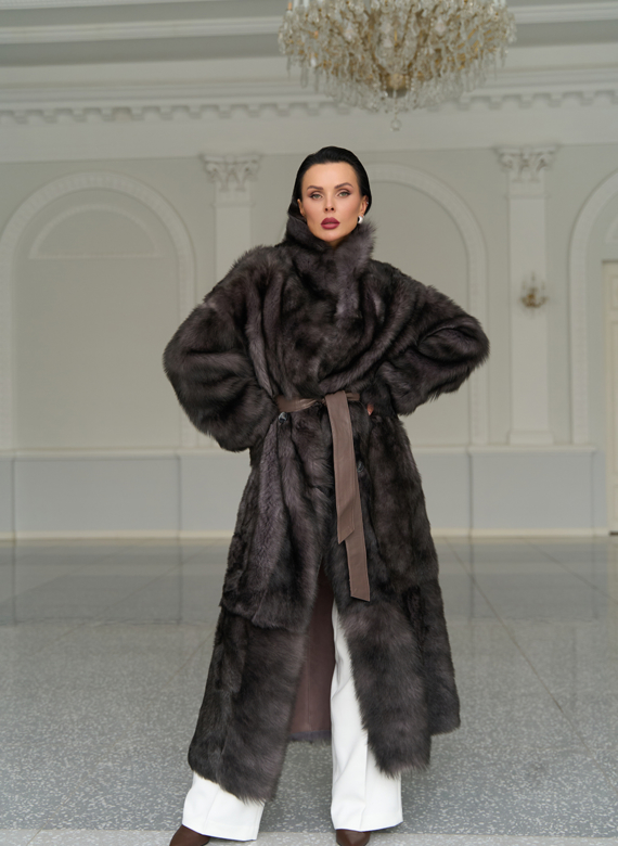 Женская двухсторонняя дубленка с поясом