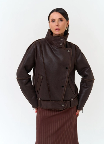 Женская дубленка из эко замши фото